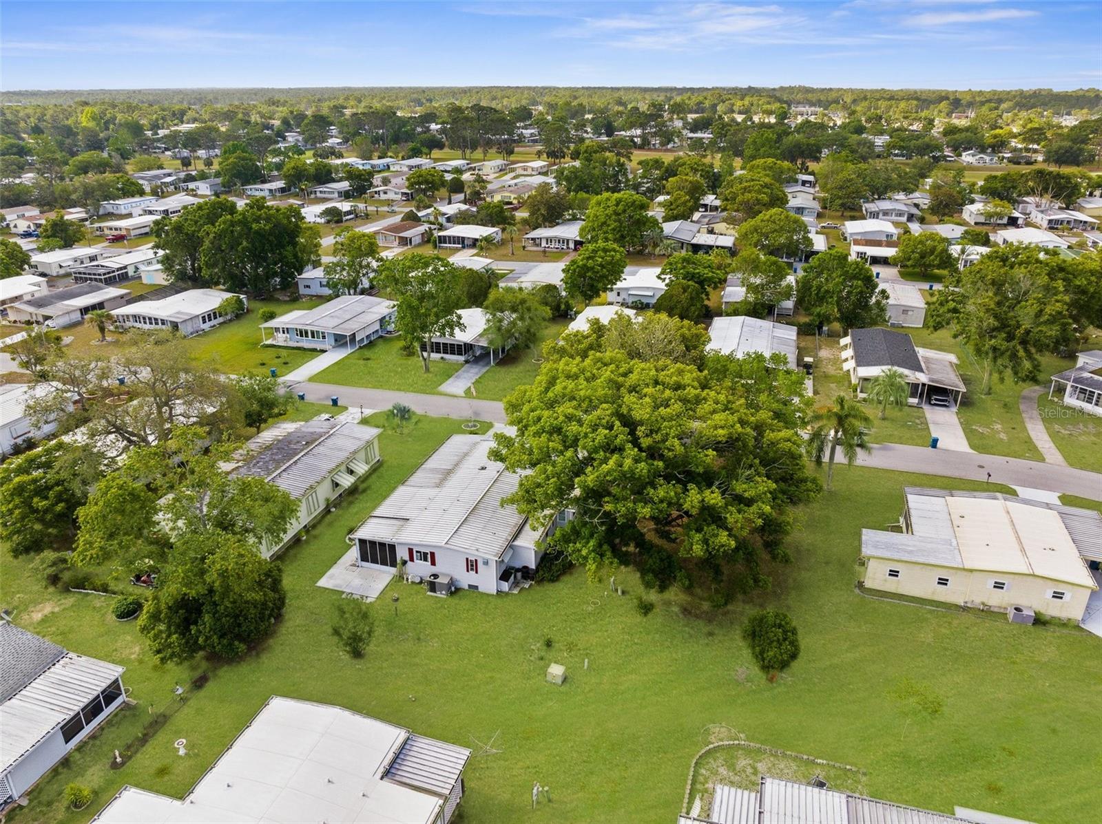 Image 28 of 45 For 14299 Nectarine Street