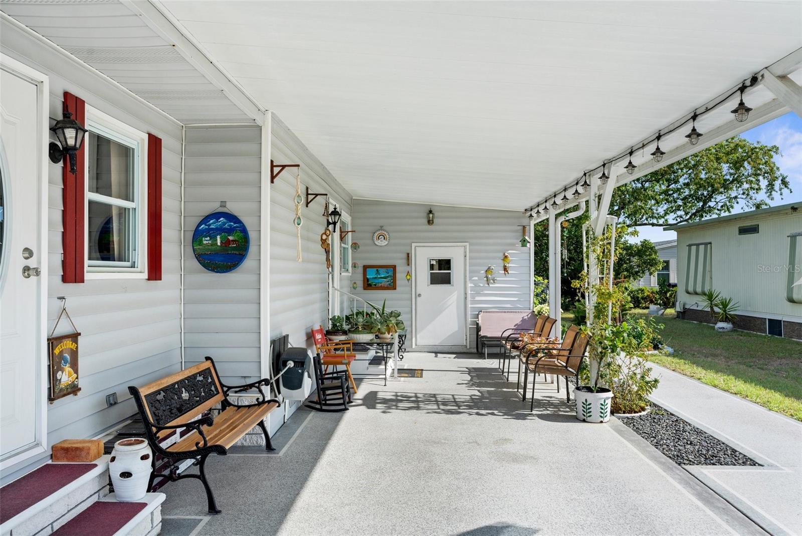 Image 4 of 45 For 14299 Nectarine Street