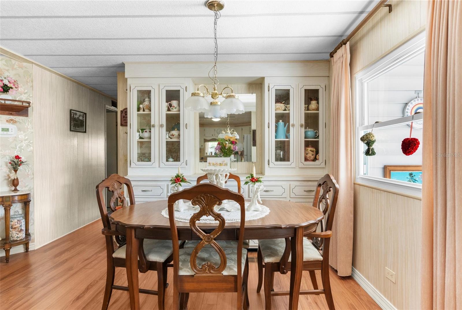 Image 8 of 45 For 14299 Nectarine Street