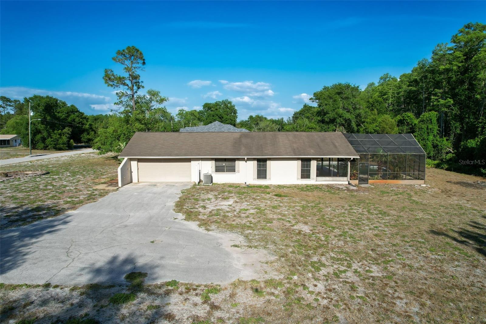 Image 13 of 100 For 10228 Beechcraft Street