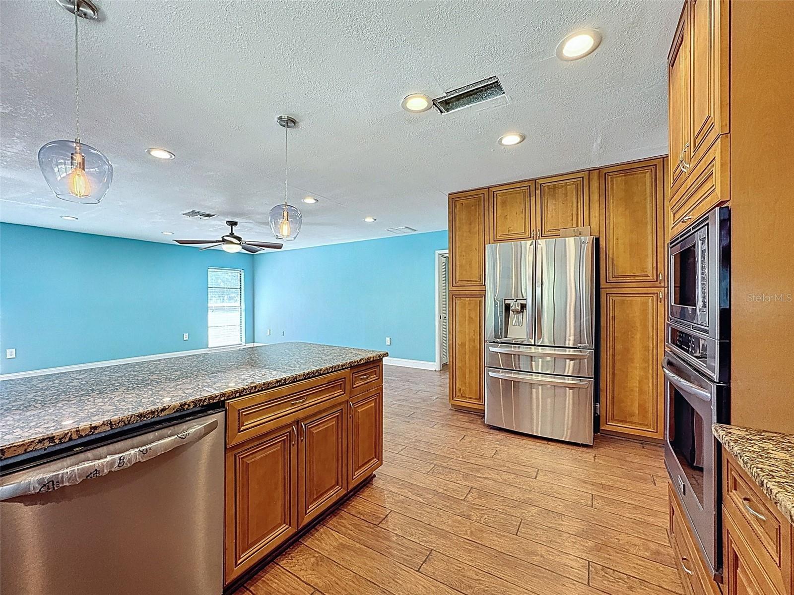 Image 40 of 100 For 10228 Beechcraft Street
