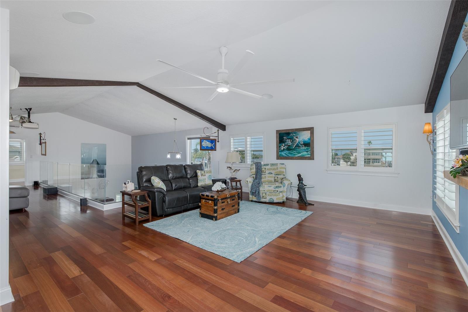 Image 34 of 58 For 5040 Waterside Drive
