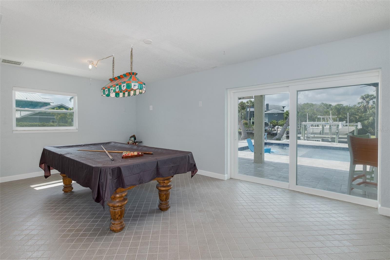 Image 39 of 58 For 5040 Waterside Drive