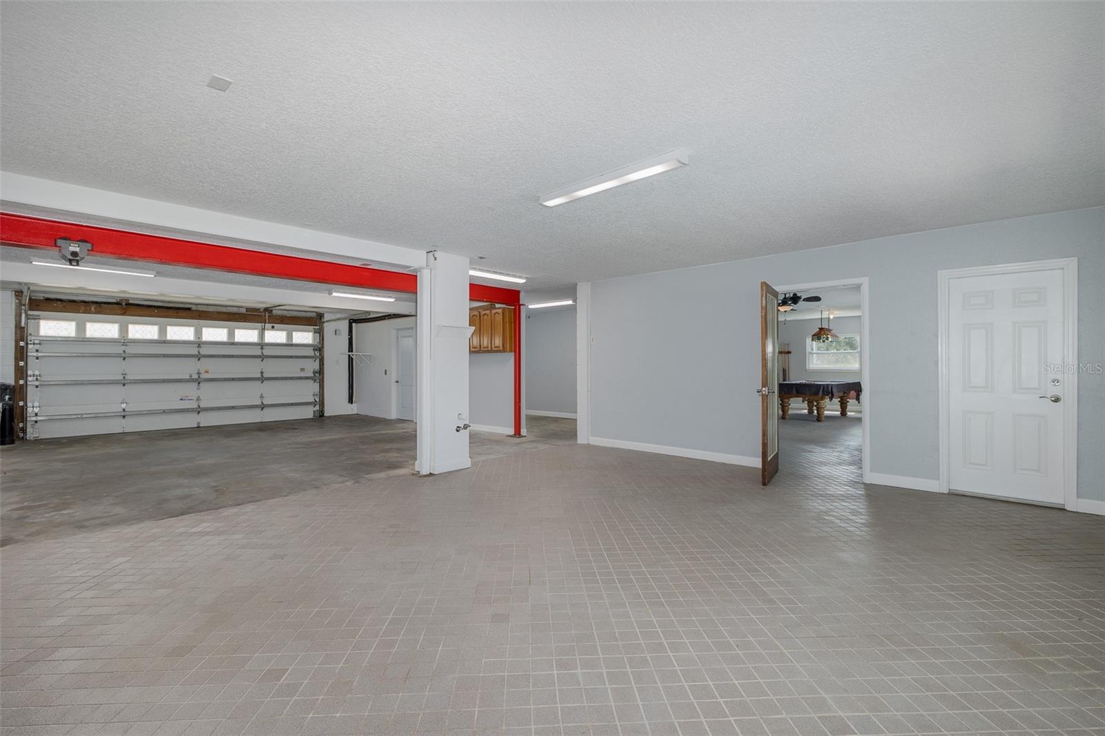 Image 42 of 58 For 5040 Waterside Drive