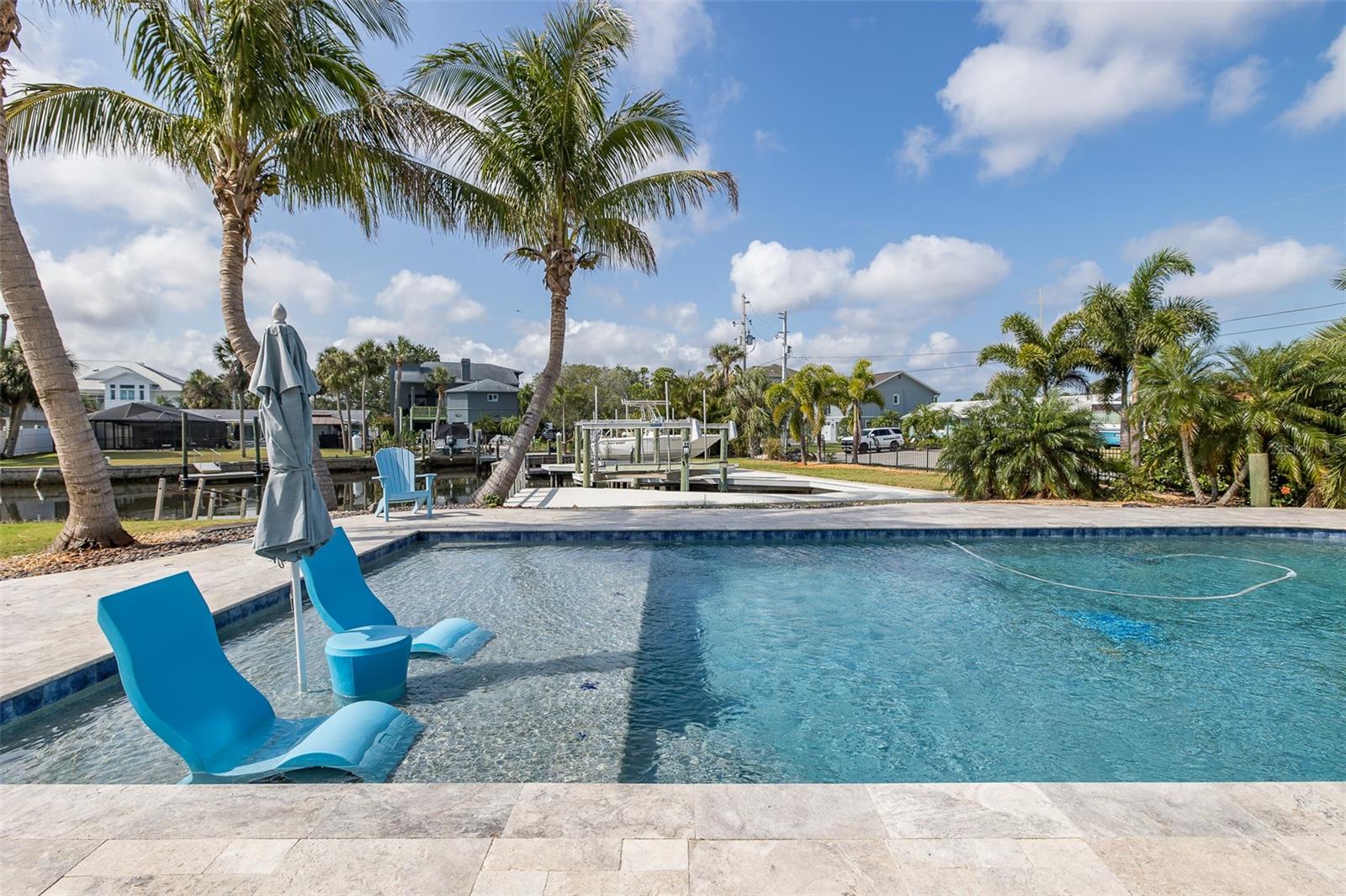 Image 43 of 58 For 5040 Waterside Drive