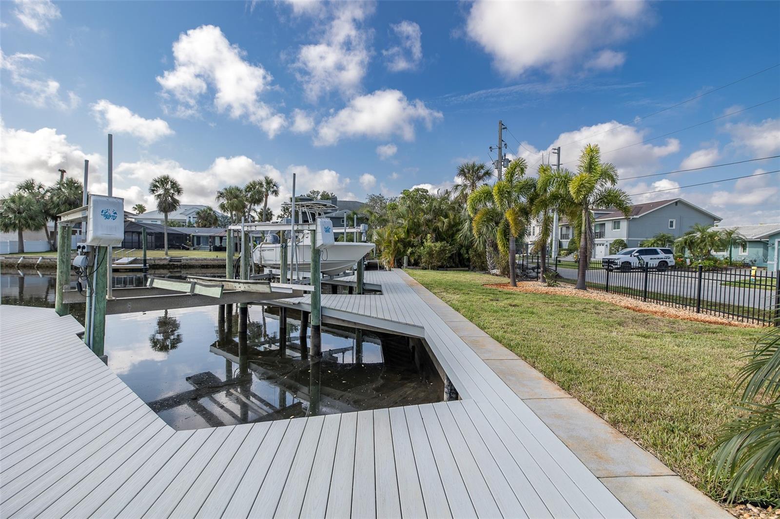 Image 46 of 58 For 5040 Waterside Drive