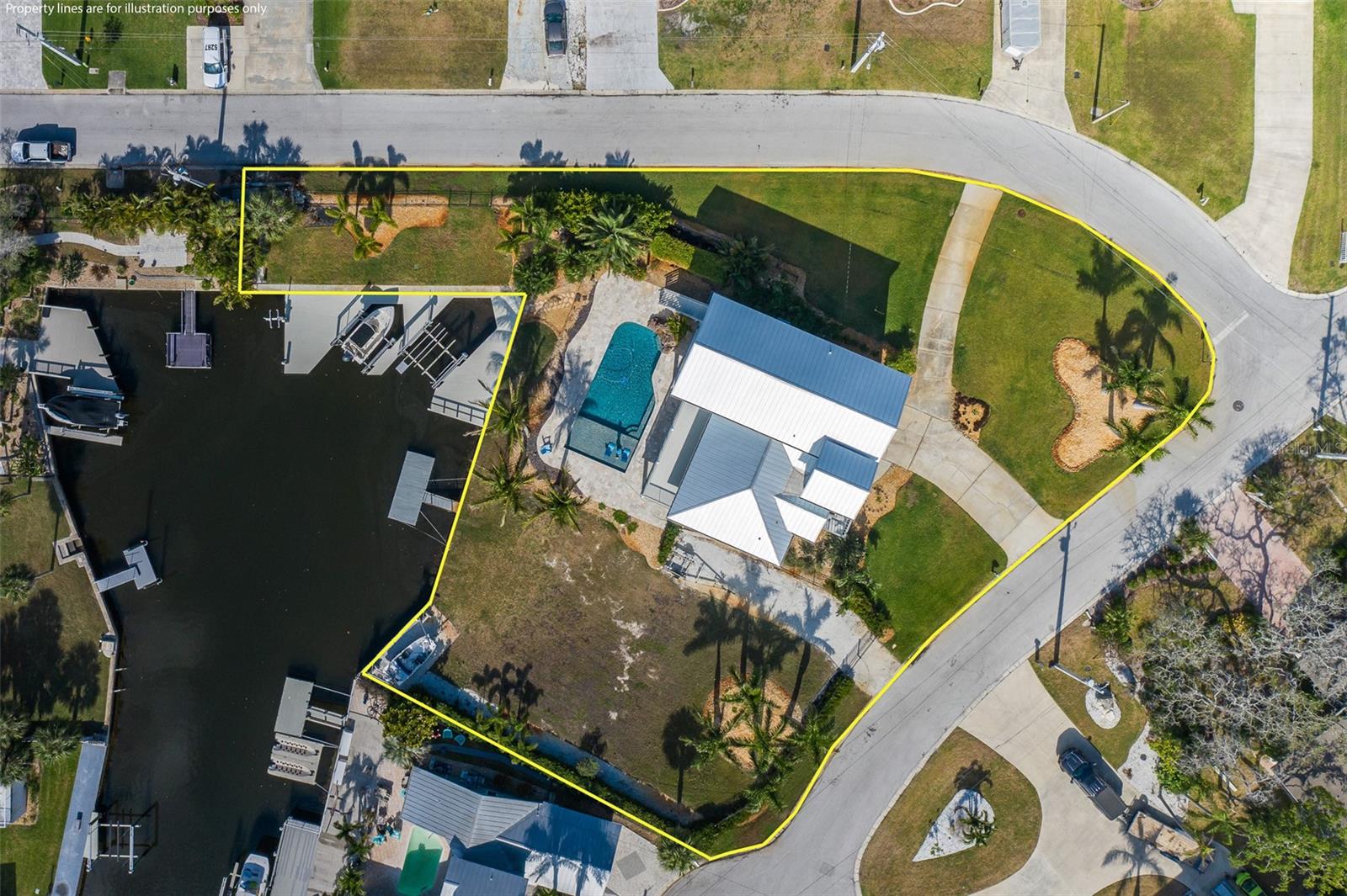 Image 7 of 58 For 5040 Waterside Drive