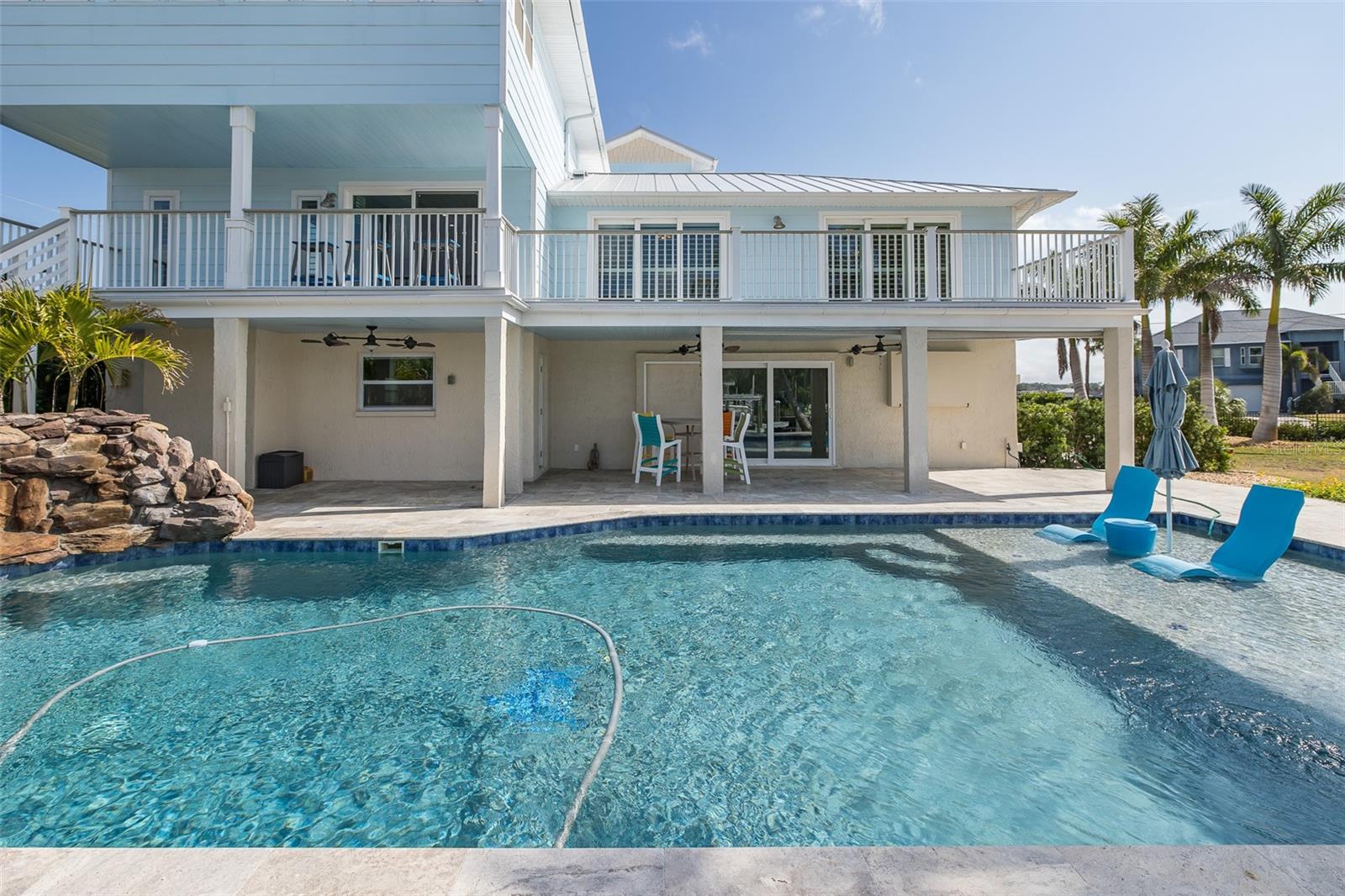 Image 8 of 58 For 5040 Waterside Drive