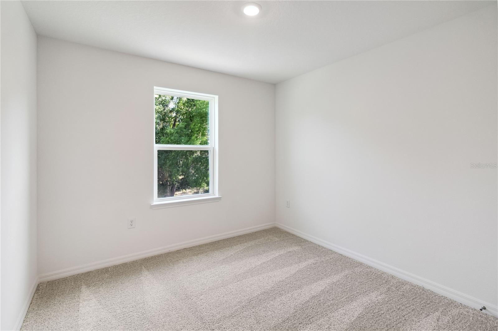 Image 24 of 31 For 5240 Luisa Court