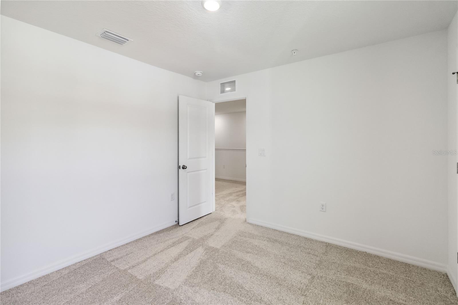 Image 28 of 31 For 5240 Luisa Court