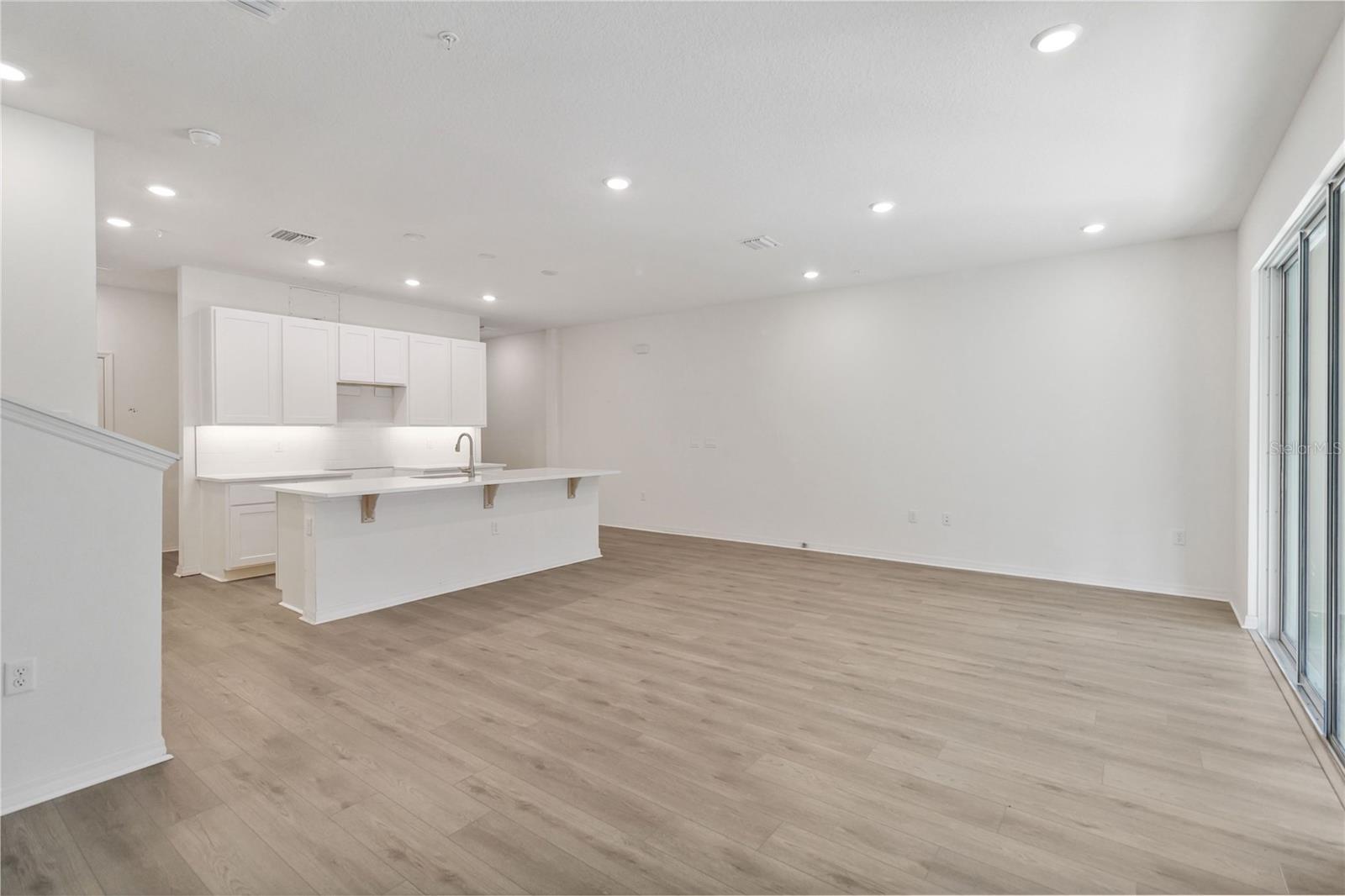 Image 32 of 41 For 5240 Luisa Court