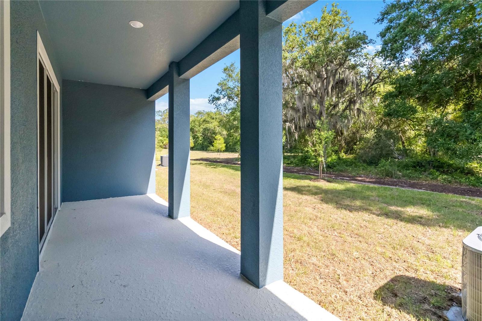 Image 6 of 23 For 5240 Luisa Court