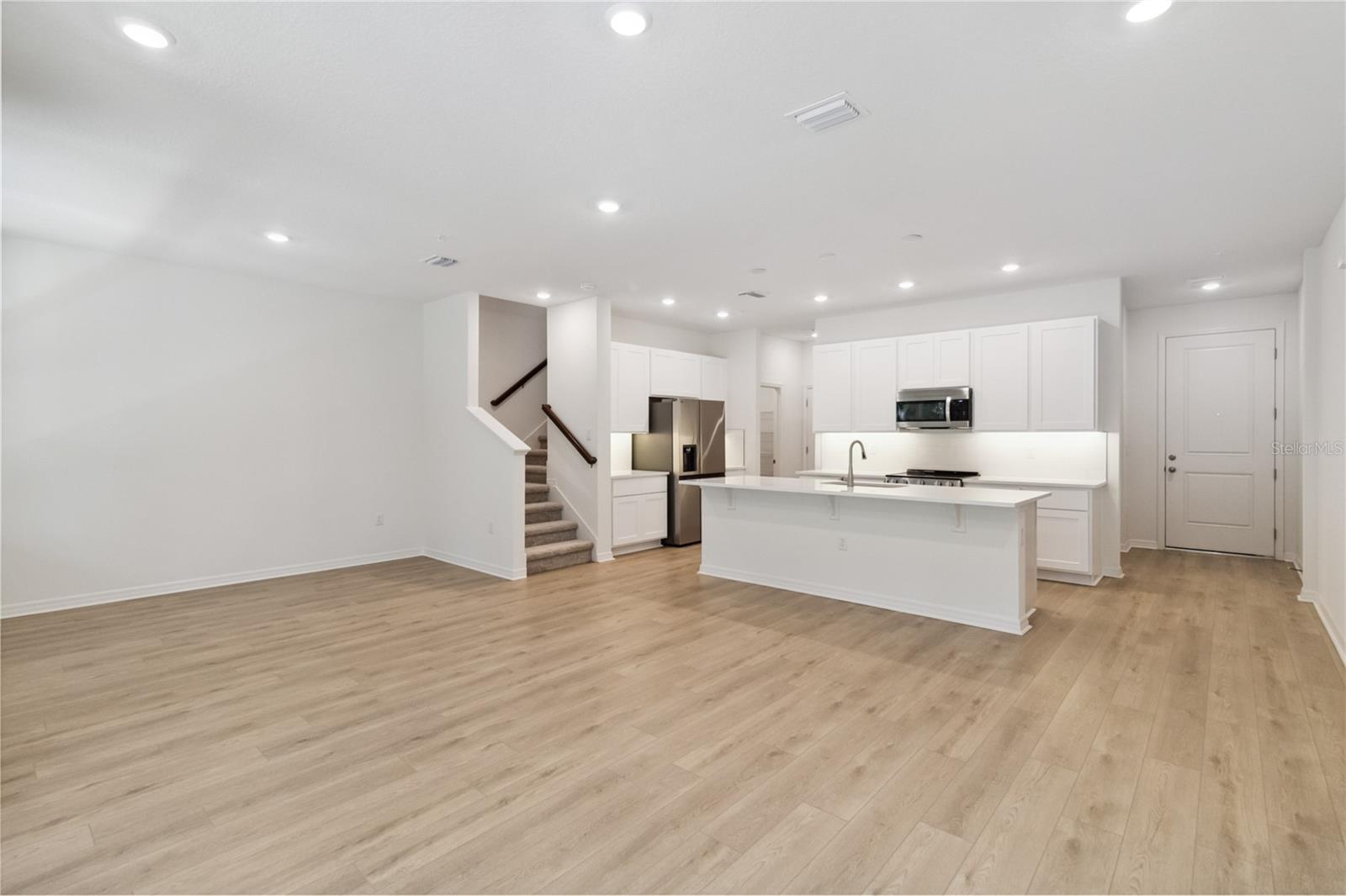 Image 9 of 23 For 5240 Luisa Court