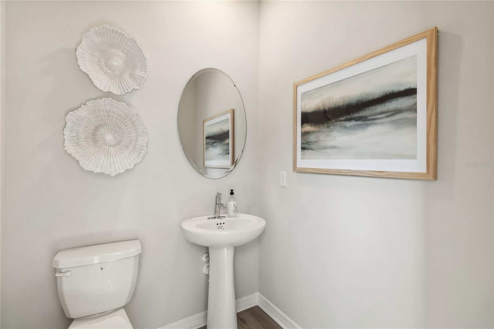 Image 7 of 28 For 5269 Luisa Court
