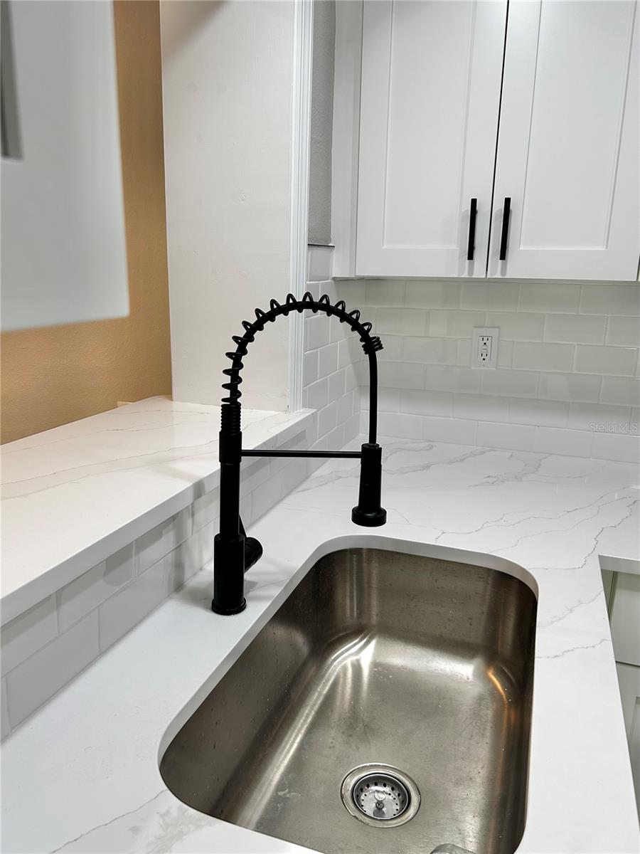 Image 14 of 52 For 9034 Cochise Lane