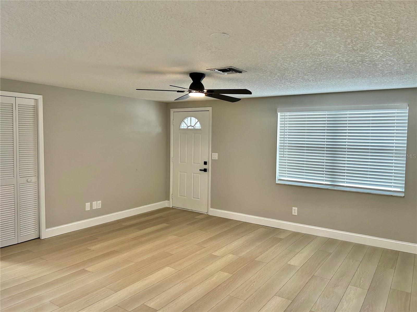 Image 15 of 52 For 9034 Cochise Lane