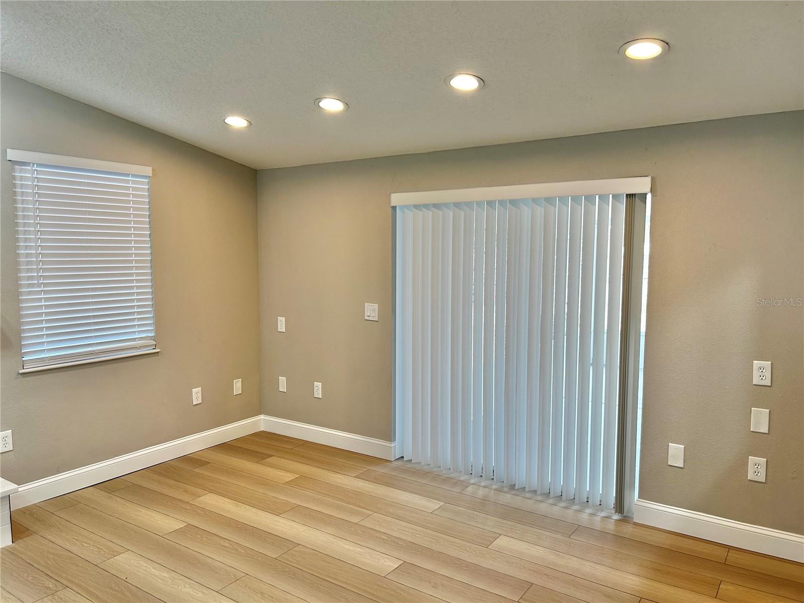 Image 24 of 52 For 9034 Cochise Lane
