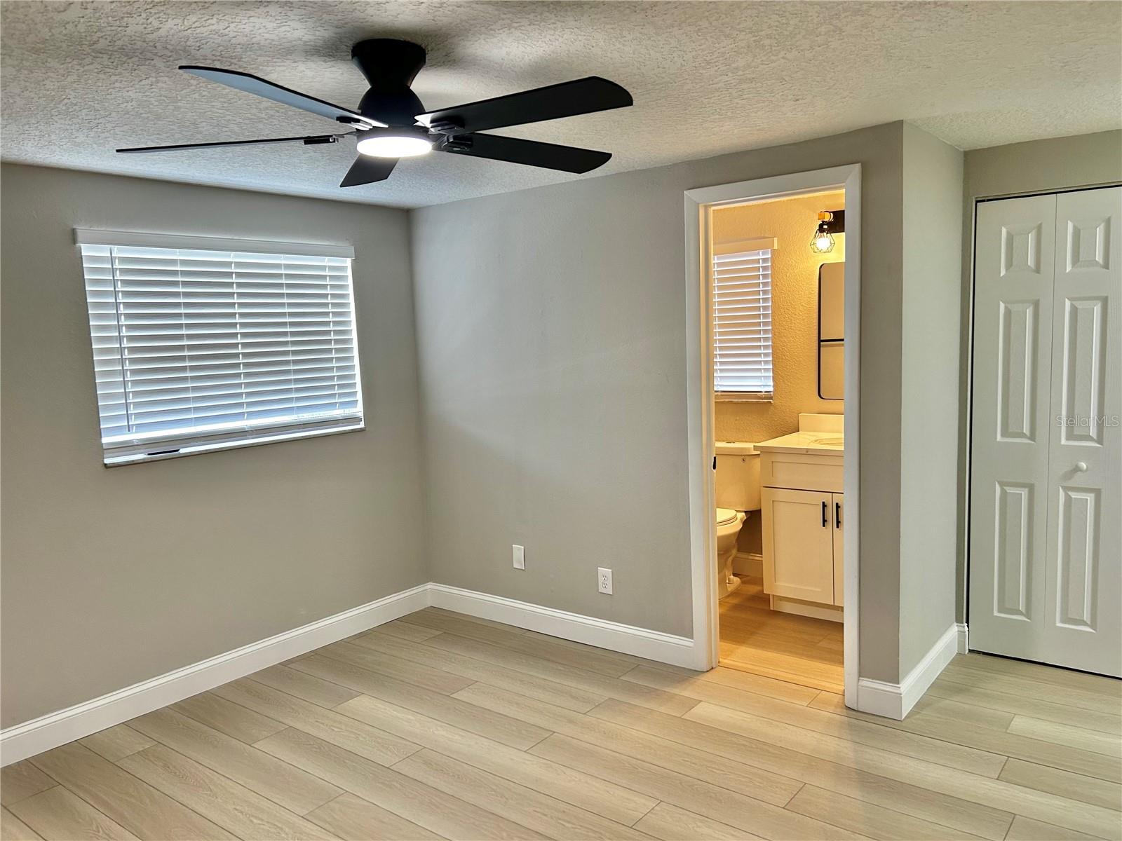 Image 31 of 52 For 9034 Cochise Lane