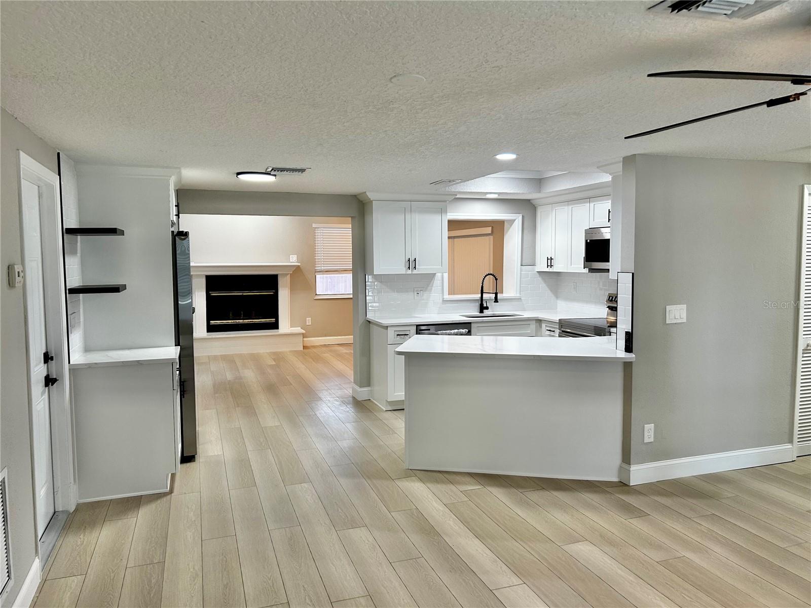 Image 4 of 52 For 9034 Cochise Lane