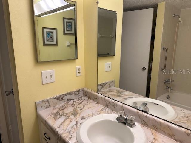 Image 15 of 25 For 840 Virginia Street 202