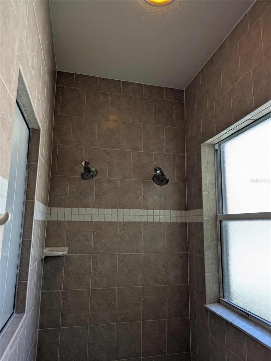 Image 12 of 26 For 21008 Sunpoint Way 204