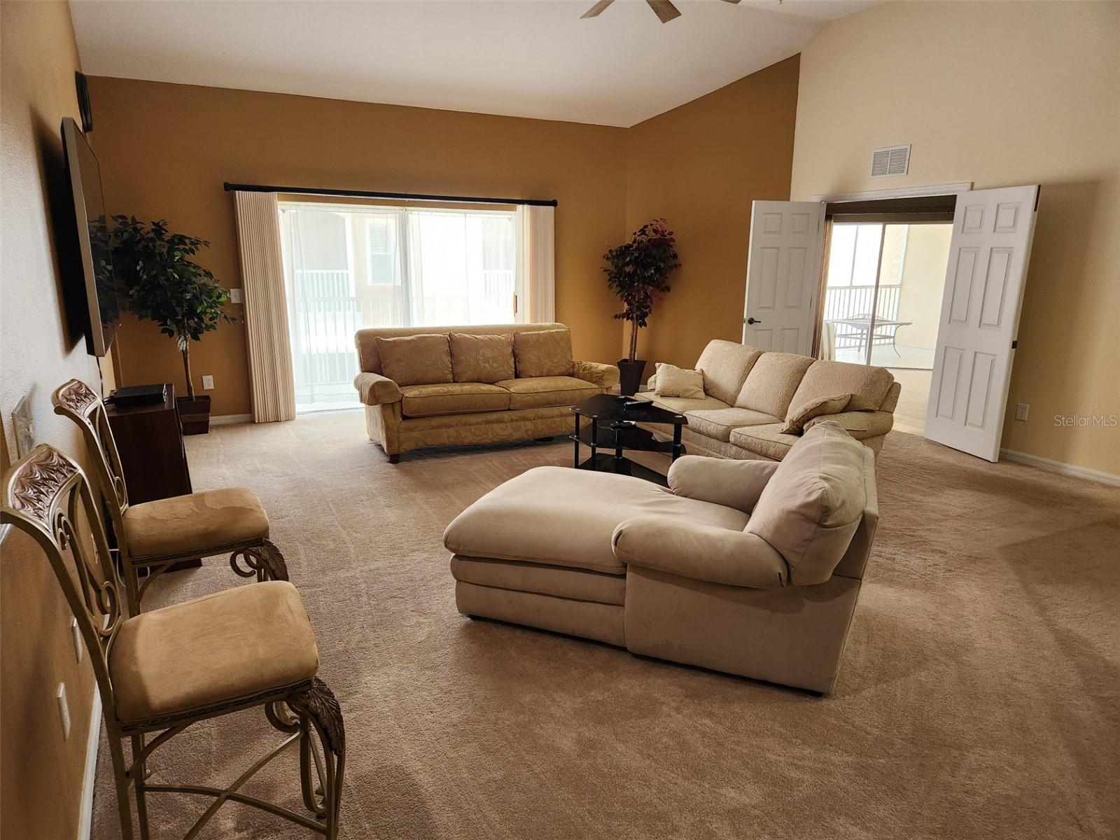Image 3 of 26 For 21008 Sunpoint Way 204