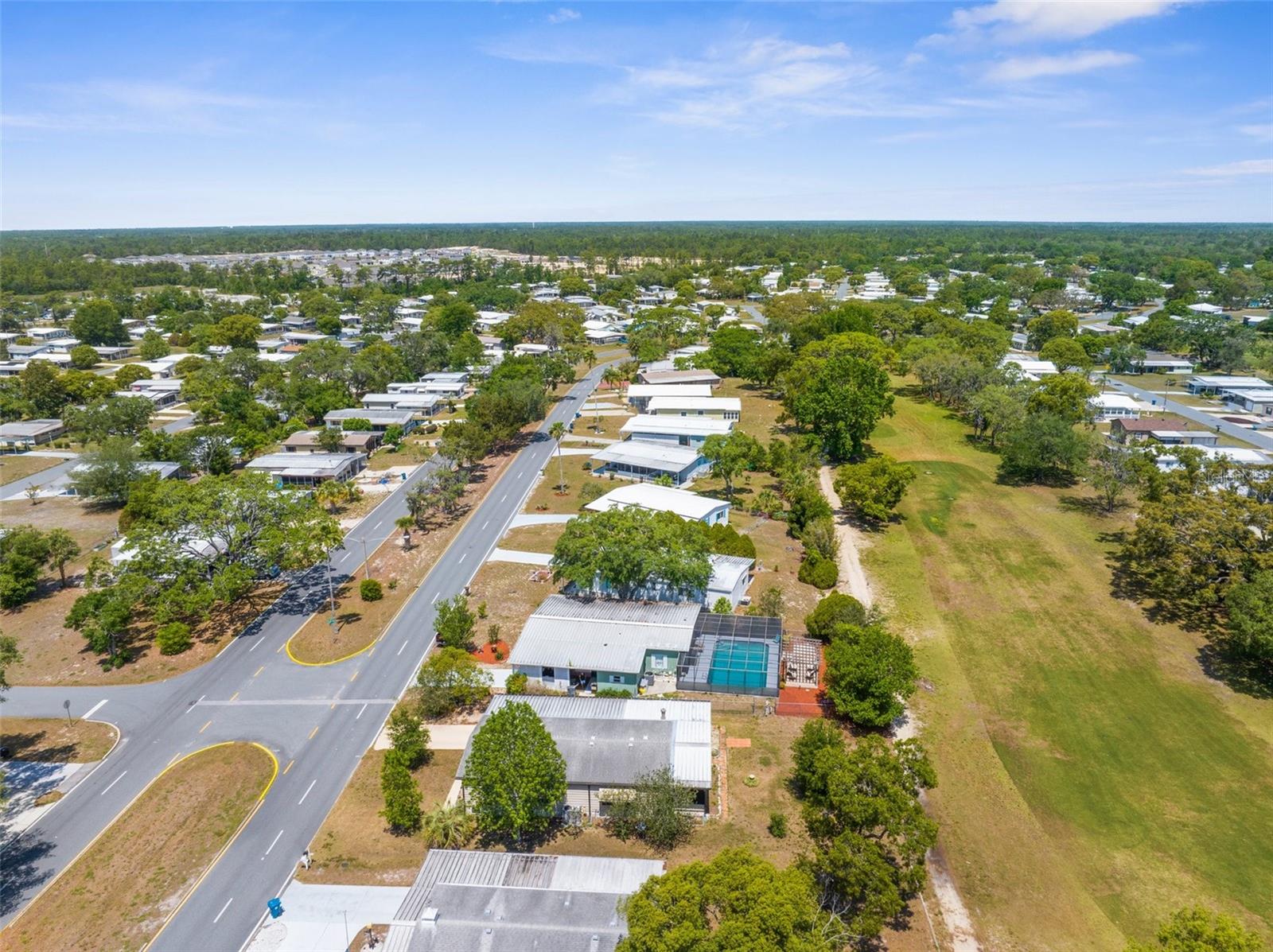 Listing photo id 43 for 7392 Highpoint Boulevard