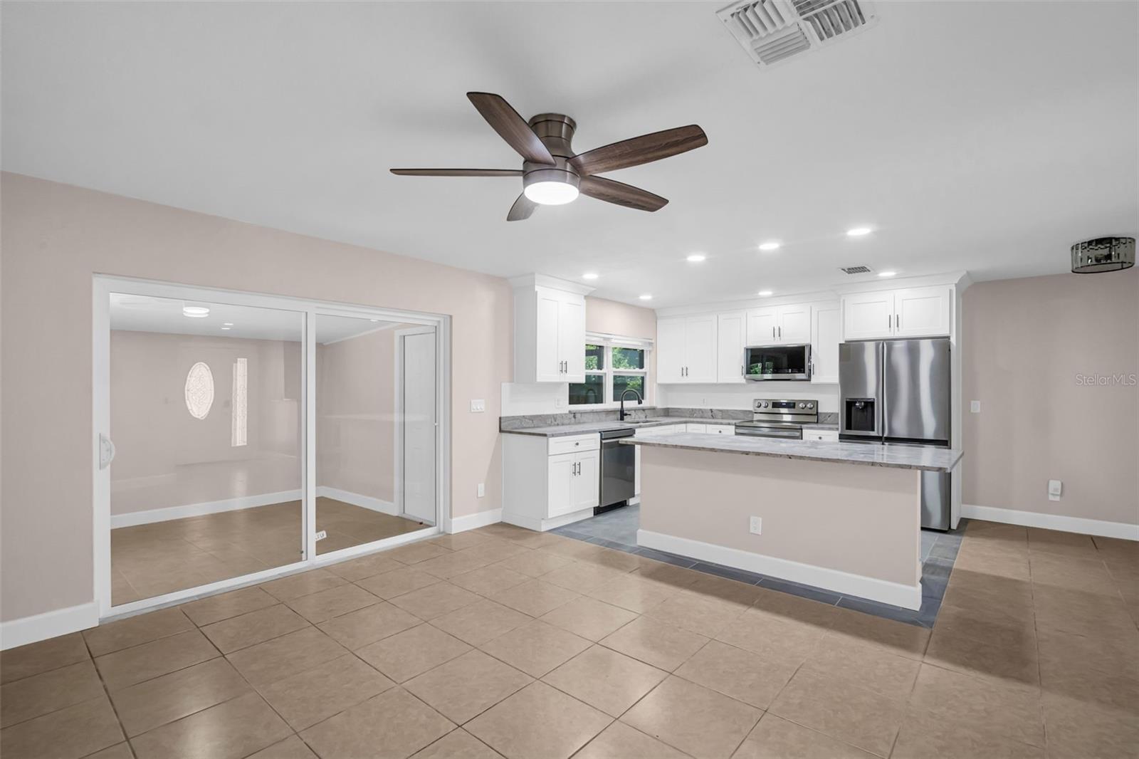 Image 10 of 54 For 2660 Orangewood Court