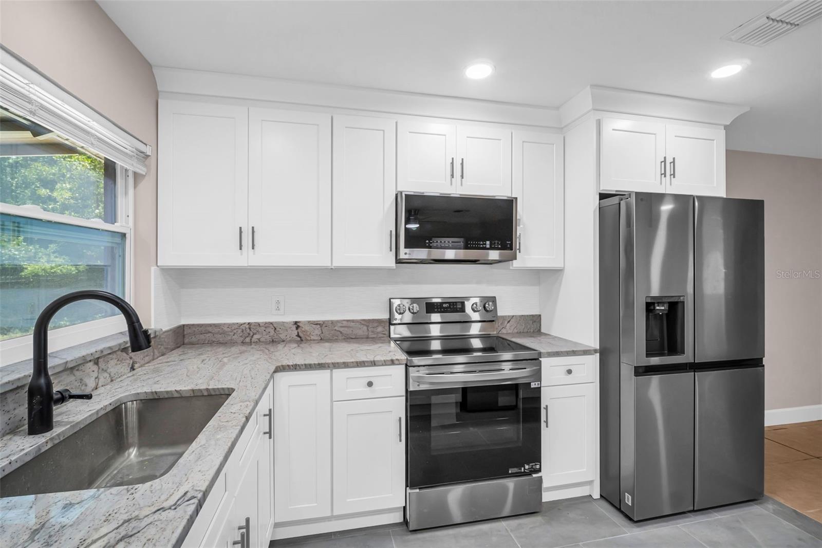 Image 11 of 54 For 2660 Orangewood Court