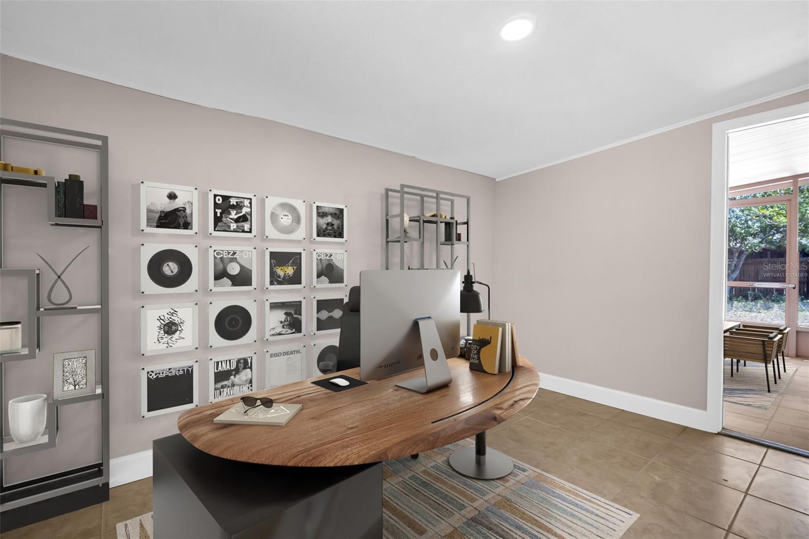 Image 24 of 54 For 2660 Orangewood Court