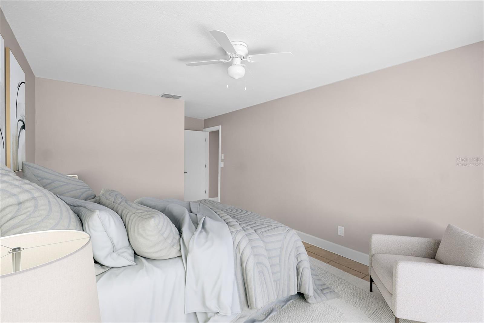 Image 34 of 54 For 2660 Orangewood Court