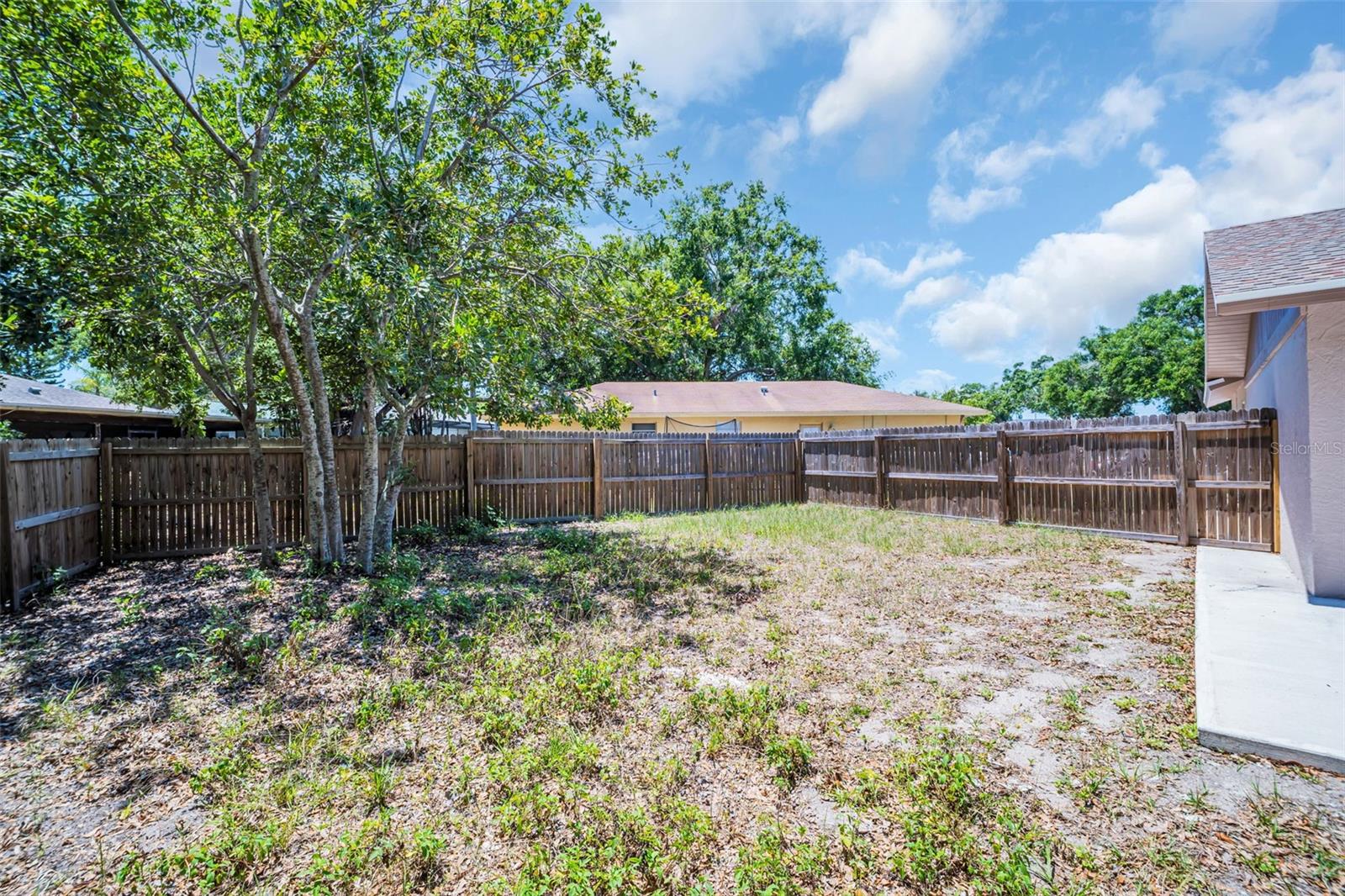 Image 43 of 54 For 2660 Orangewood Court