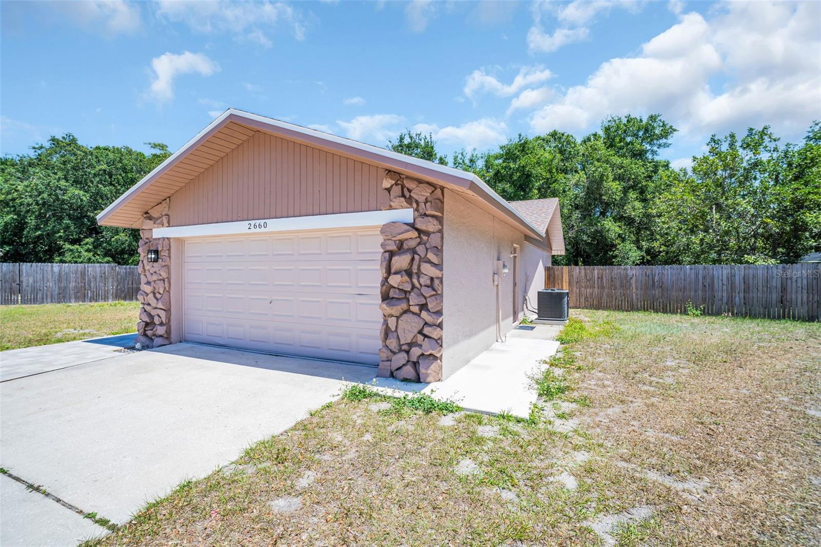 Image 45 of 54 For 2660 Orangewood Court