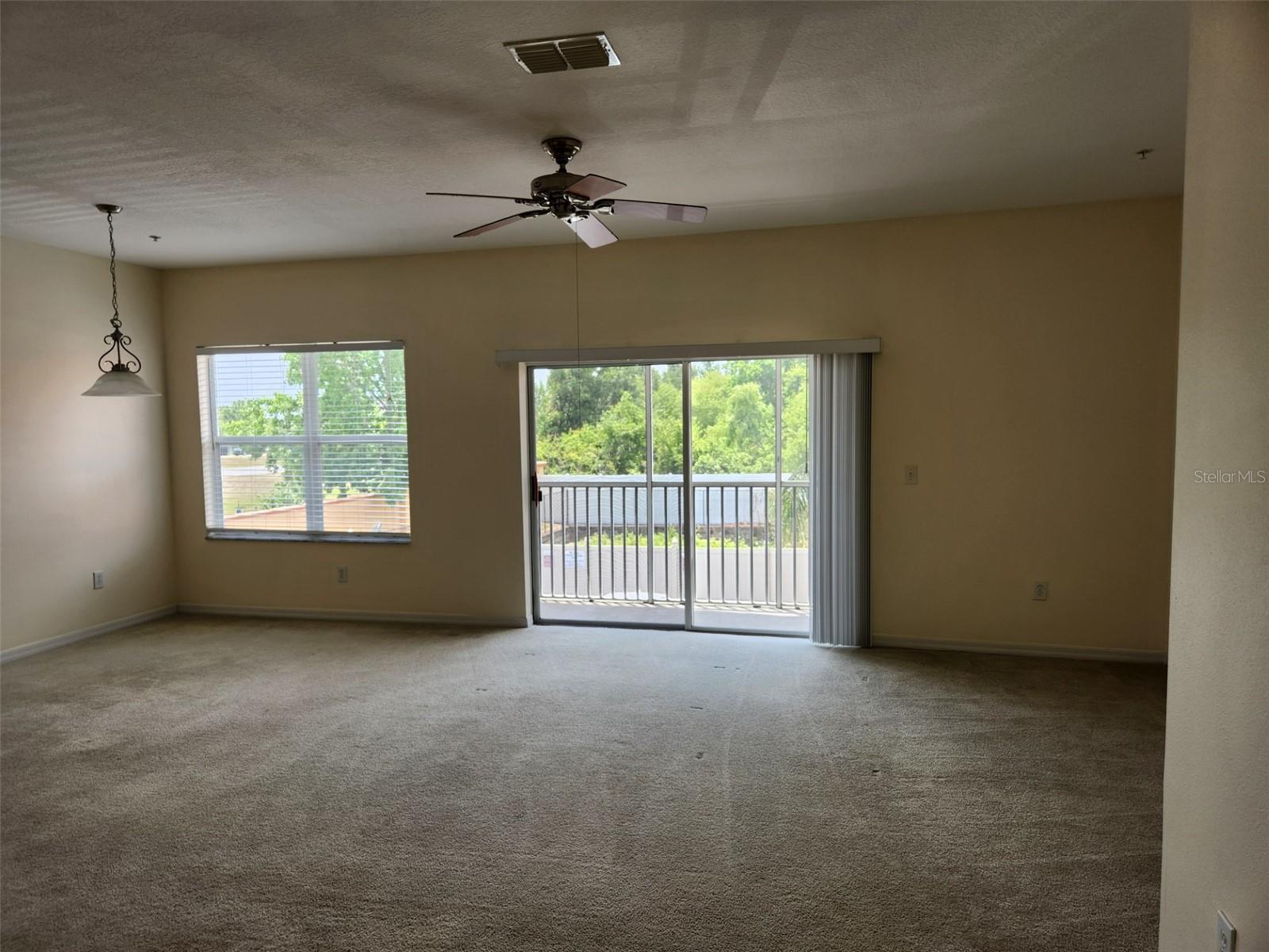Image 8 of 22 For 21041 Sunpoint Way 202