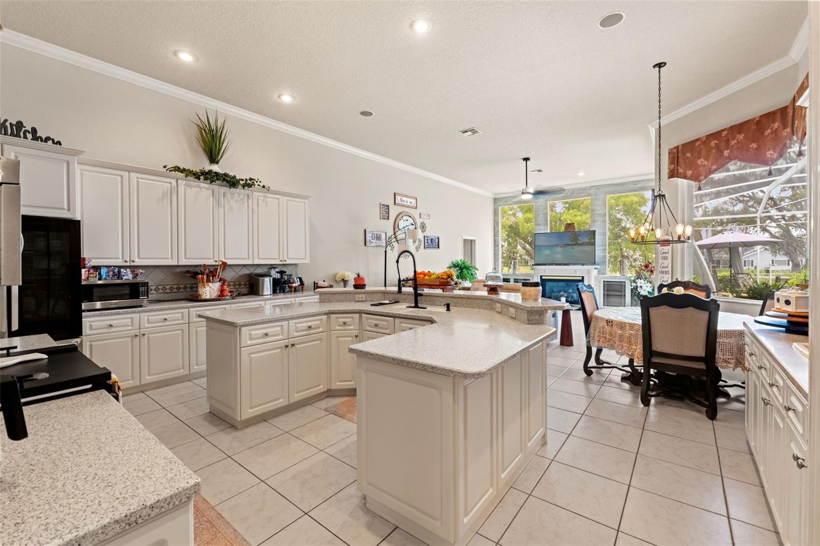 Image 39 of 70 For 9245 Grand Cypress Drive