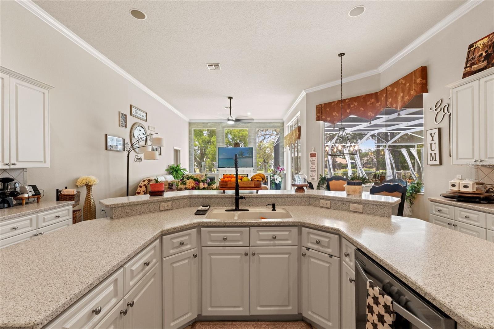 Image 43 of 70 For 9245 Grand Cypress Drive