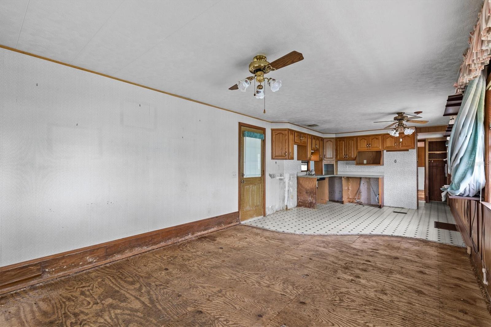 Image 20 of 42 For 5266 Palisade Drive