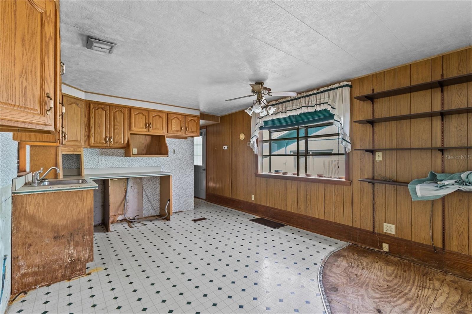 Image 21 of 42 For 5266 Palisade Drive