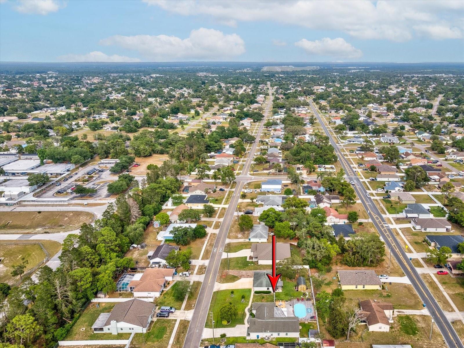 Listing photo id 61 for 13052 Drysdale Street