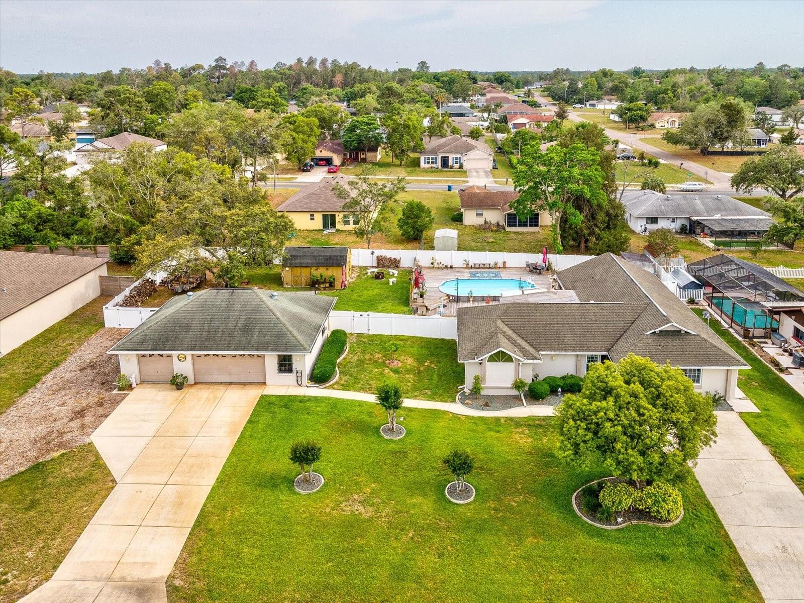 Listing photo id 62 for 13052 Drysdale Street