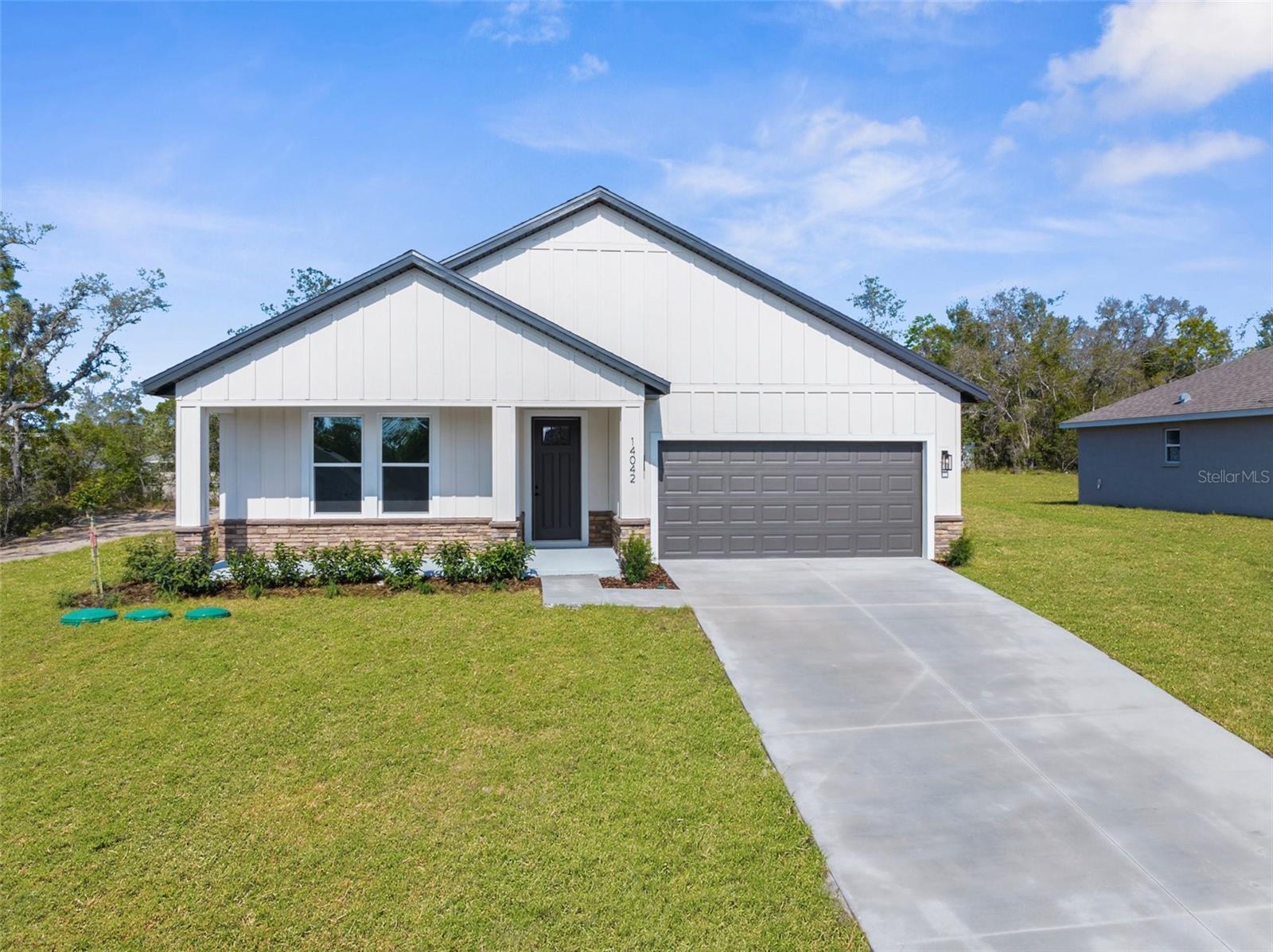 Listing photo id 0 for 14042 Amero Lane