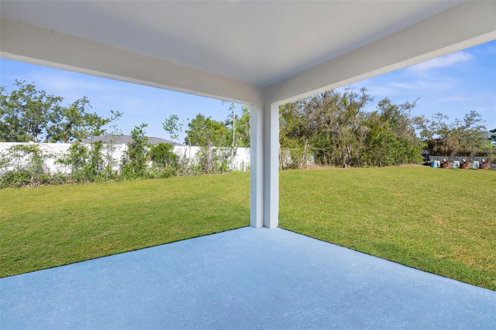 Listing photo id 23 for 14042 Amero Lane