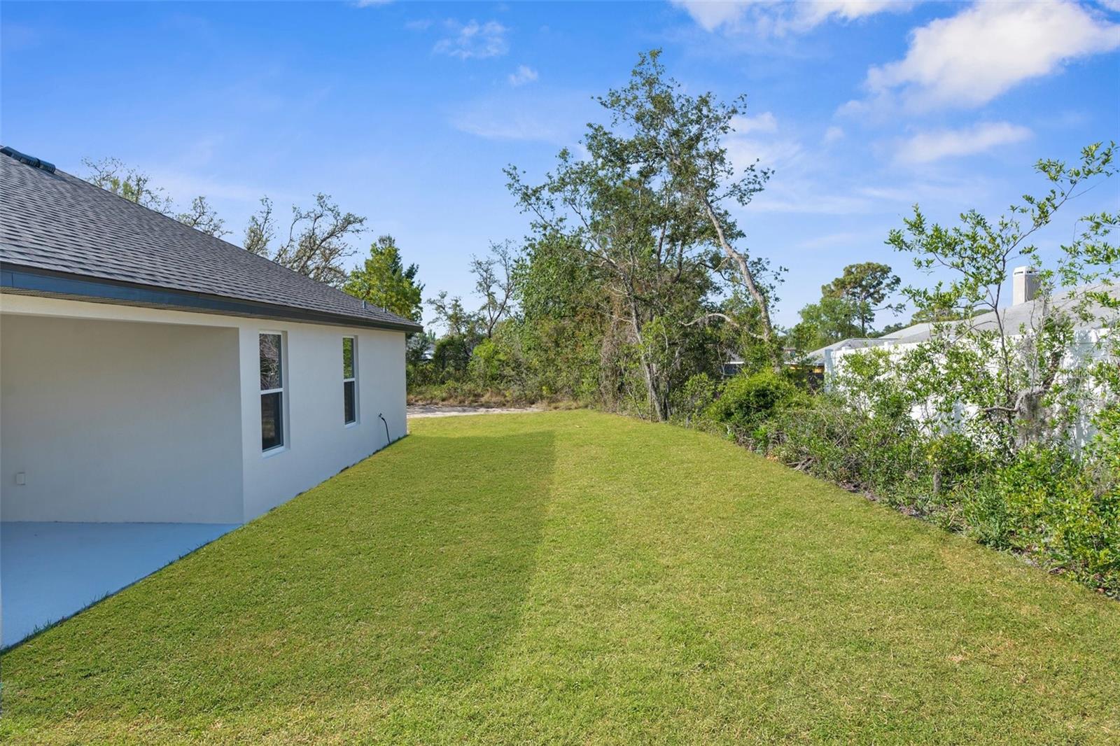 Listing photo id 24 for 14042 Amero Lane