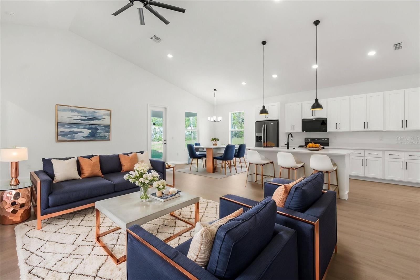 Listing photo id 1 for 14042 Amero Lane