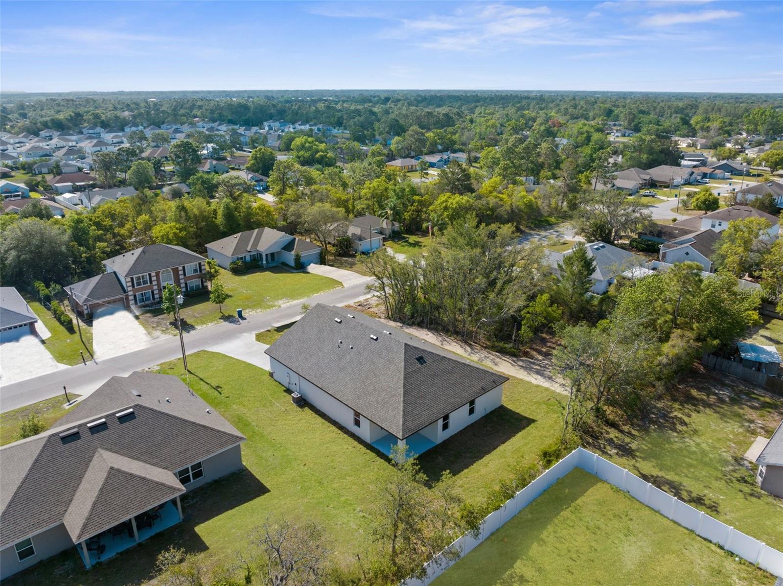 Listing photo id 48 for 14042 Amero Lane