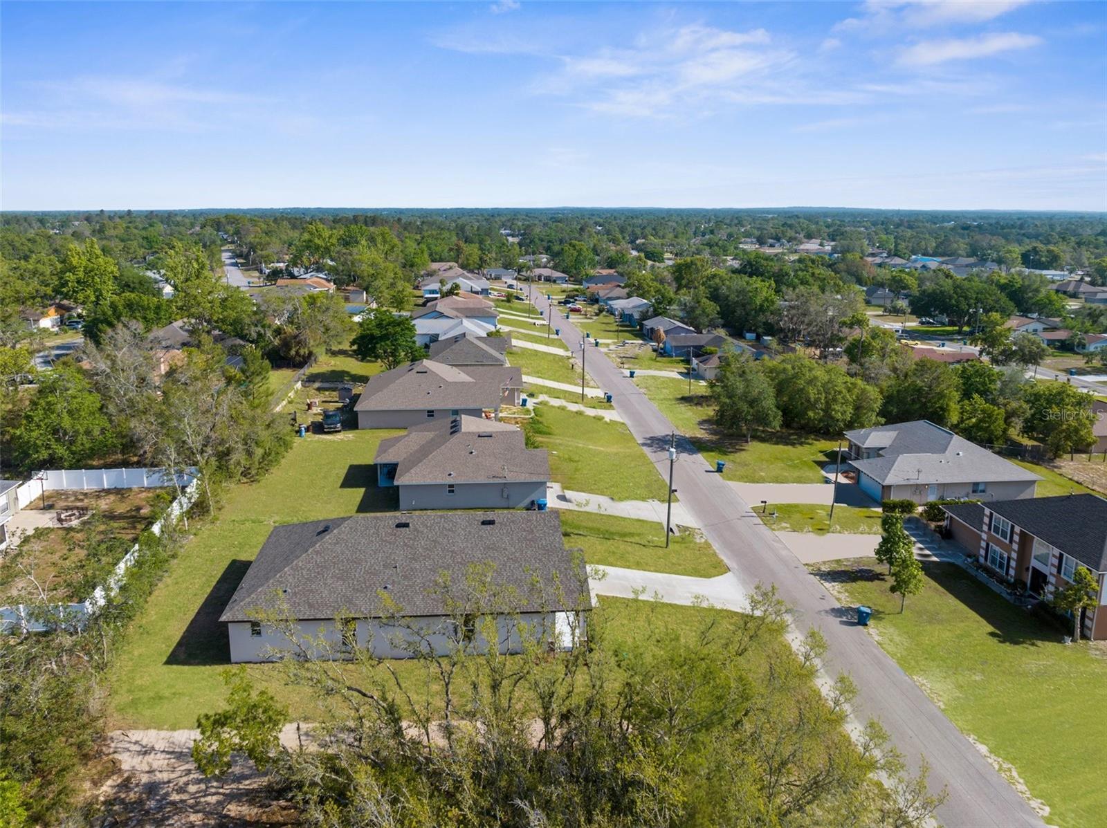 Listing photo id 51 for 14042 Amero Lane