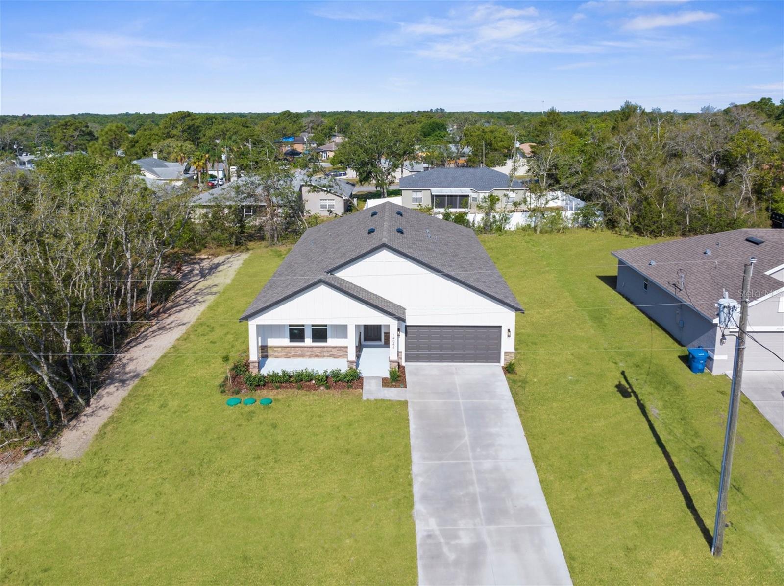 Listing photo id 53 for 14042 Amero Lane