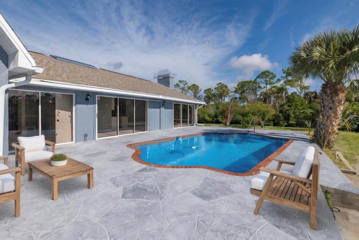 Listing photo id 33 for 9930 San Diego Way