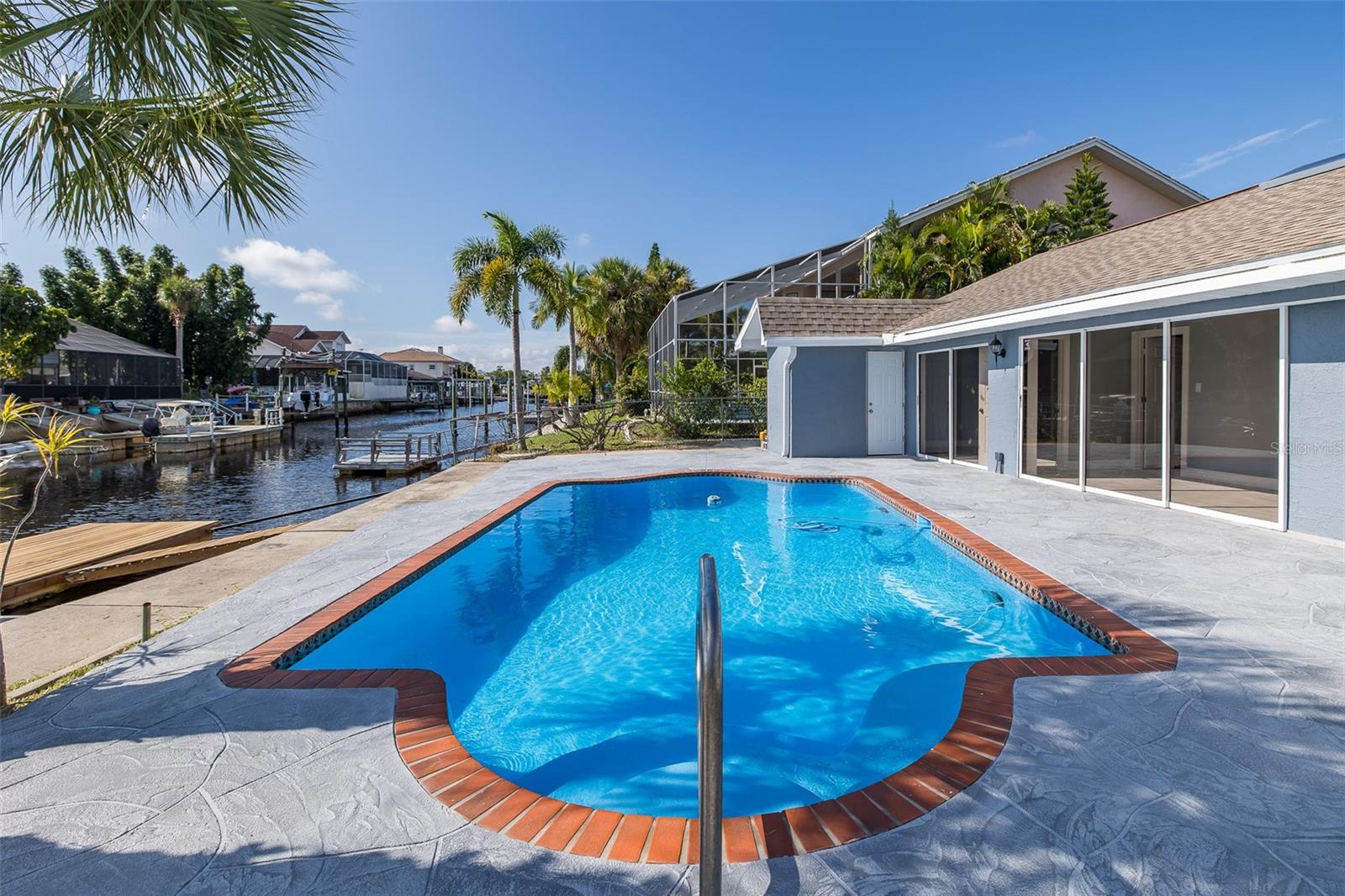 Listing photo id 38 for 9930 San Diego Way