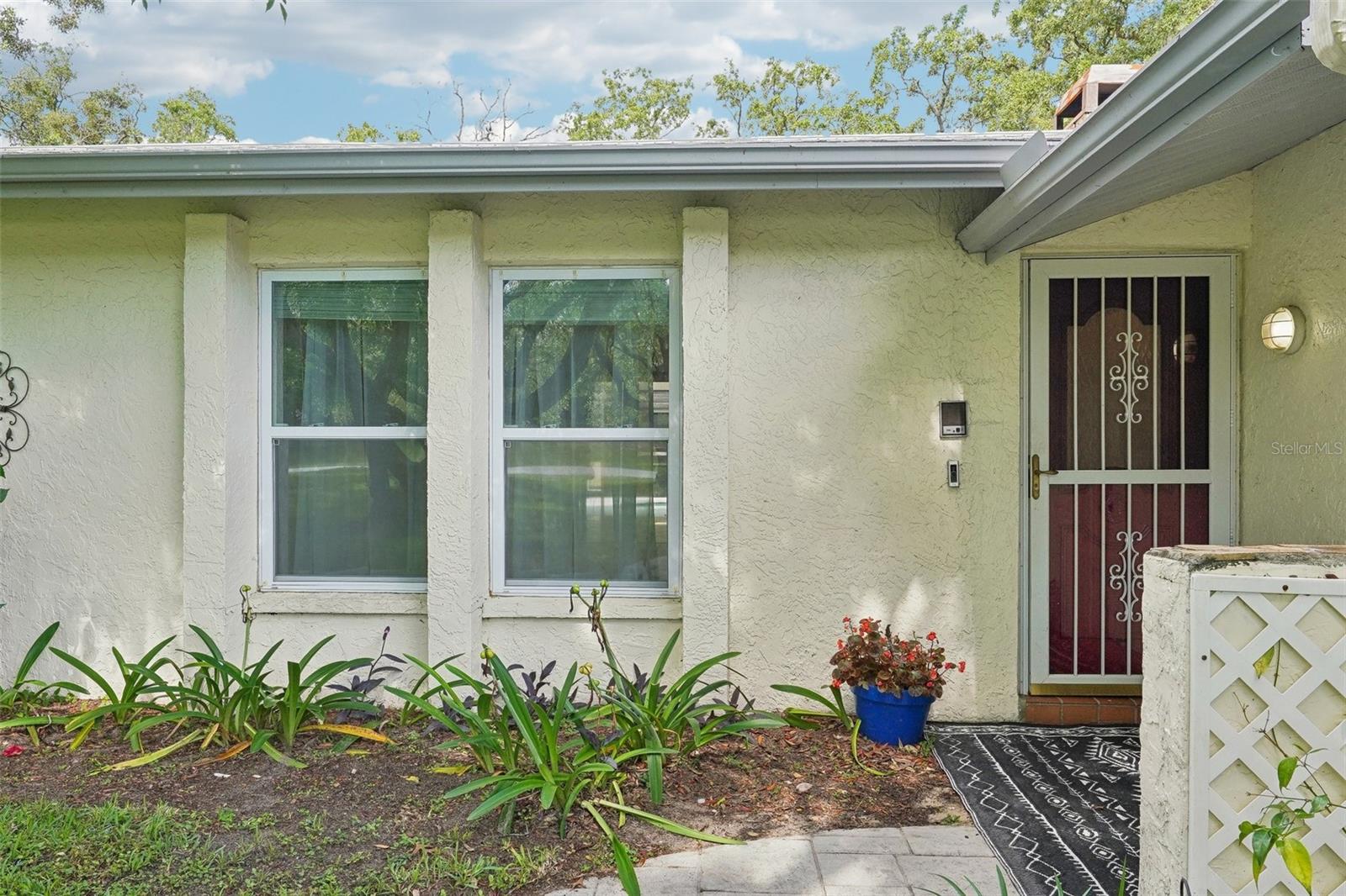 Image 10 of 89 For 18633 Oak Way Drive